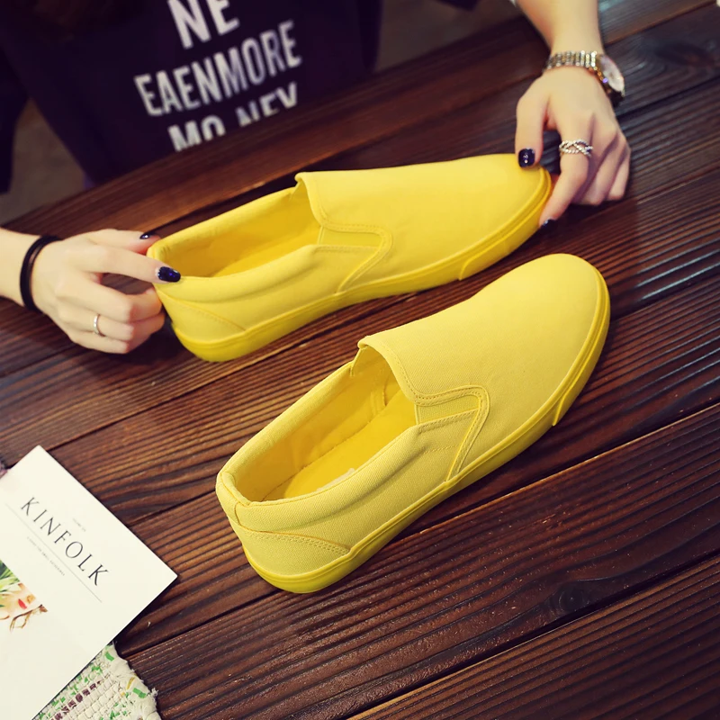 New Canvas Driving Shoes Men Green Black Yellow White Vulcanized Lazy Canvas Shoes Mens Designer Sneakers Fashion Men 6