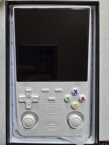 R36 ULTRA photo review