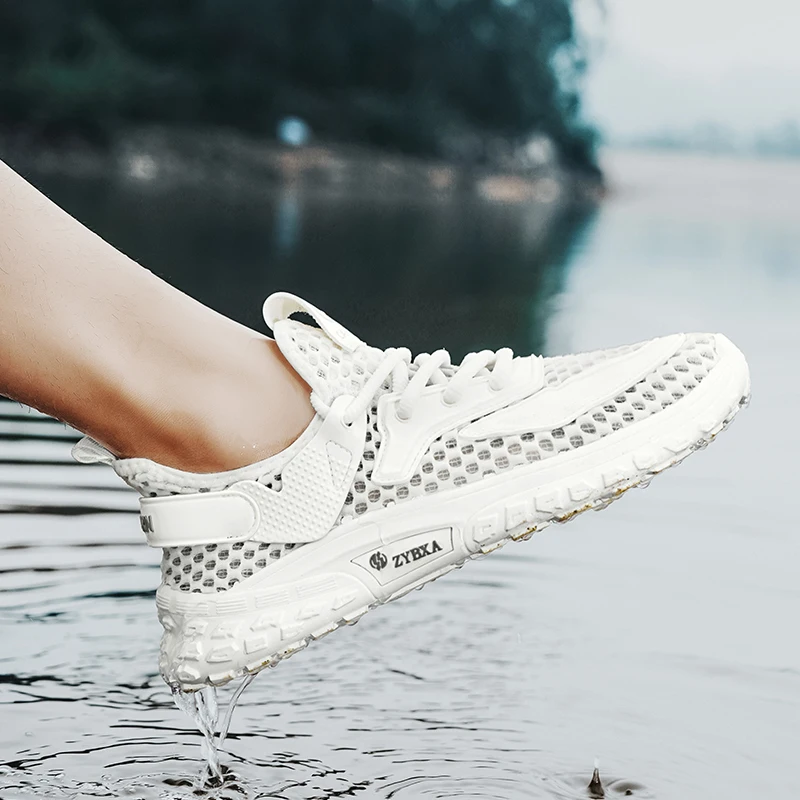 Men's Summer Breathable Lightweight Quick-Drying Sports Water Shoes Trendy Climbing aqua Shoes Athletic Sneakers