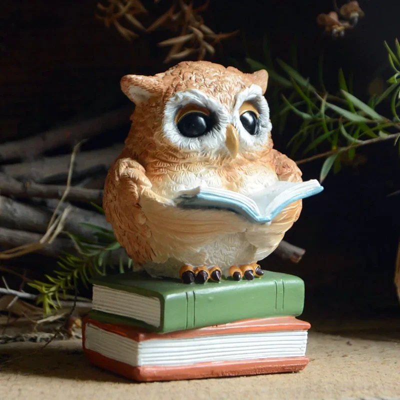 

Creative cute owl Resin Figurine Ornament is suitable for home decoration pastoral simulation animal statue desk accessory gfit