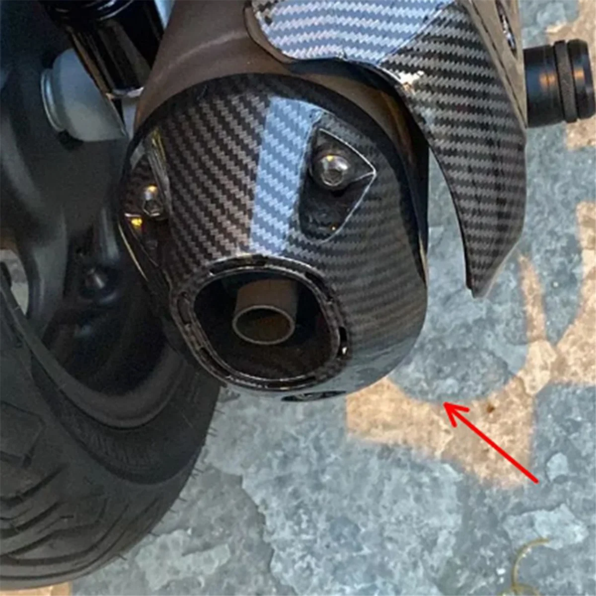 Motorcycle Exhaust Pipe Cover Protective Cover for Honda PCX 160-Rear Muffler Exhaust Tail Carbon Fiber
