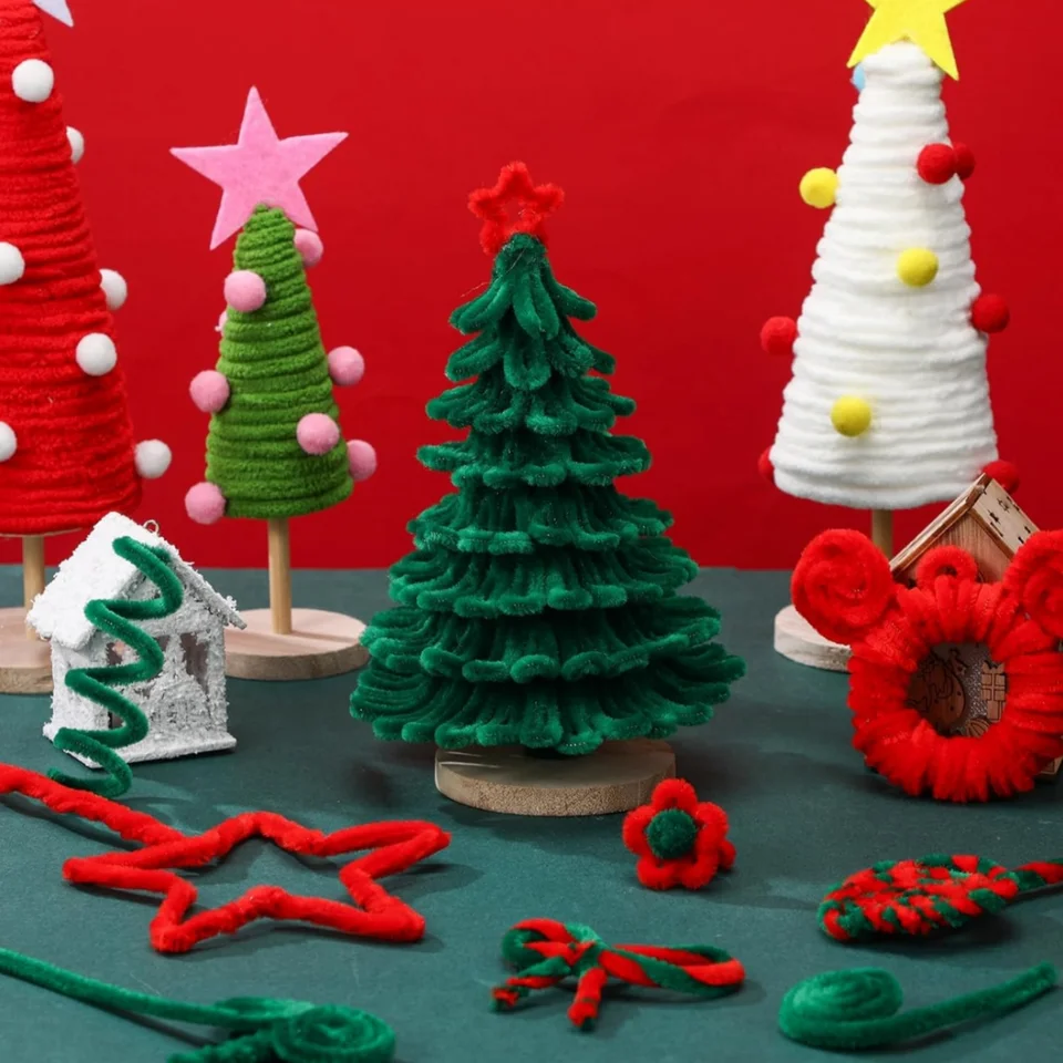 Weihnachts-Pfeifenreiniger Bastelset – Mit Plüschkugeln, Mini-Figuren & Holzständer Für DIY-Weihnachtsbaum-Dekoration