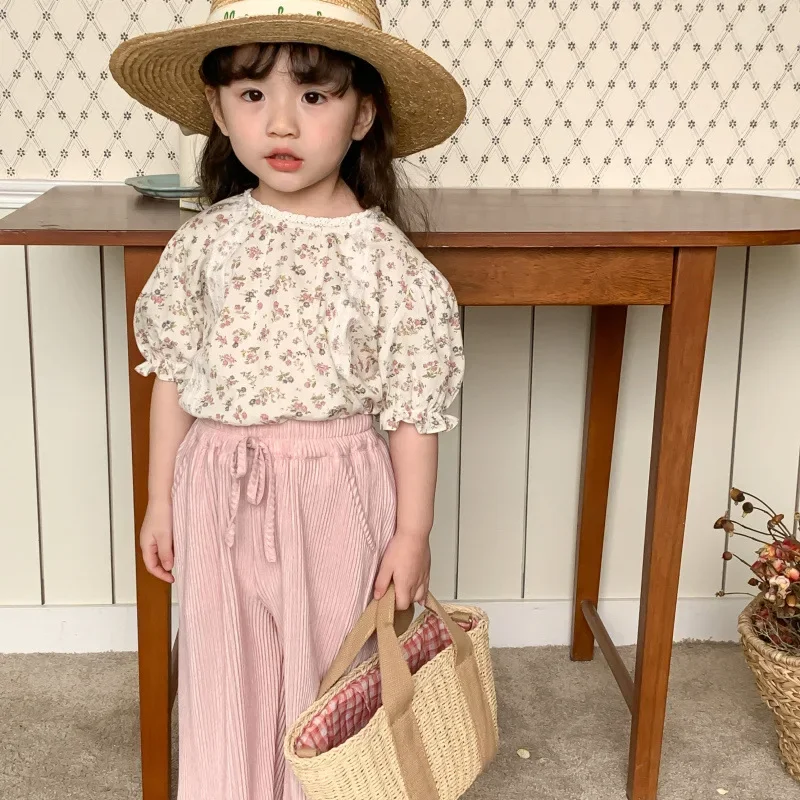 

Children Clothing Set Korean Style Girls Summer Suit 2024 New Fashion Floral Short-sleeved Top Solid Color Wide-leg Pants Set