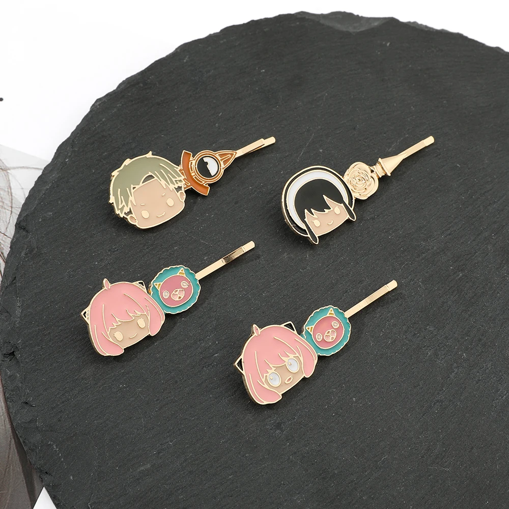 

Cartoon cute little head hair clip, peripheral film and television commemorative straw hat metal hair clip, anti glare hair clip