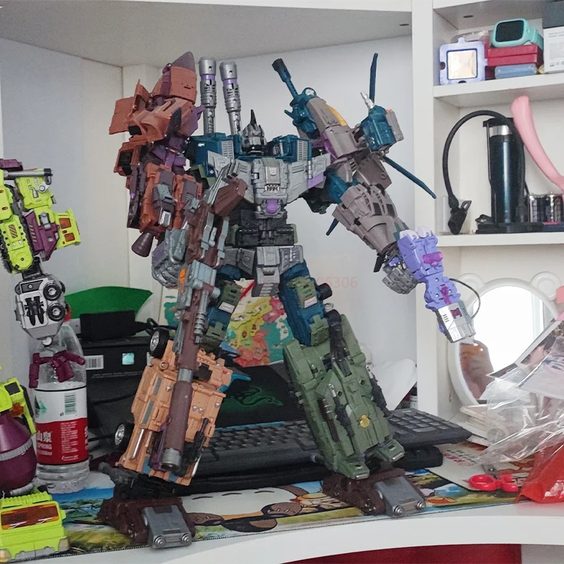 Transformation Toys Jinbao Oversized Bruticus Warbotron