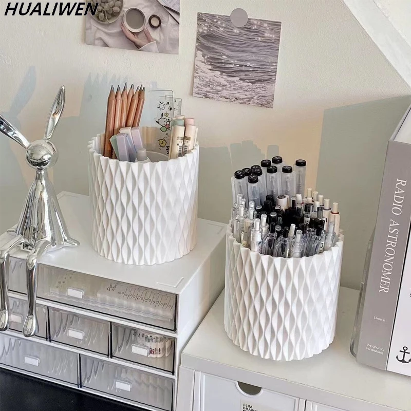 

Вращающийся на 360 градусов контейнер для хранения большой емкости пылезащитный держатель для ручек