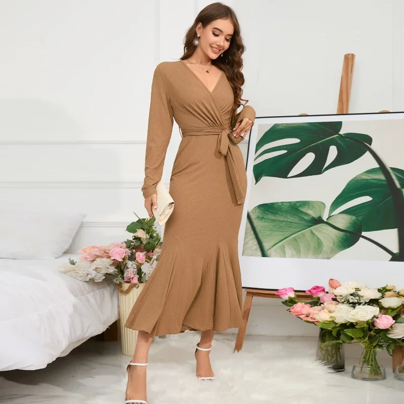 

2023 Autumn/Winter New Women's V-Neck Long Sleeve Slim Fit Style Fishtail Knitted Solid Office Lady Bandage Long Ladies Dresses