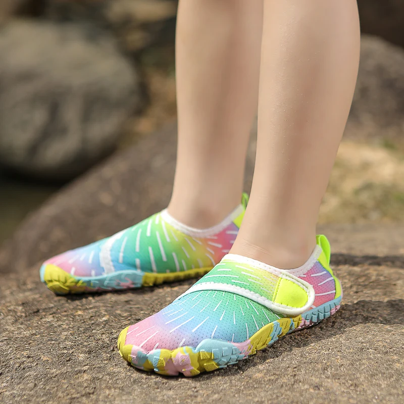 New Water Shoes Kids Summer Beach Five Fingers Barefoot Swimming Aqua Shoes Colorful Seaside River Slippers Children Sneakers