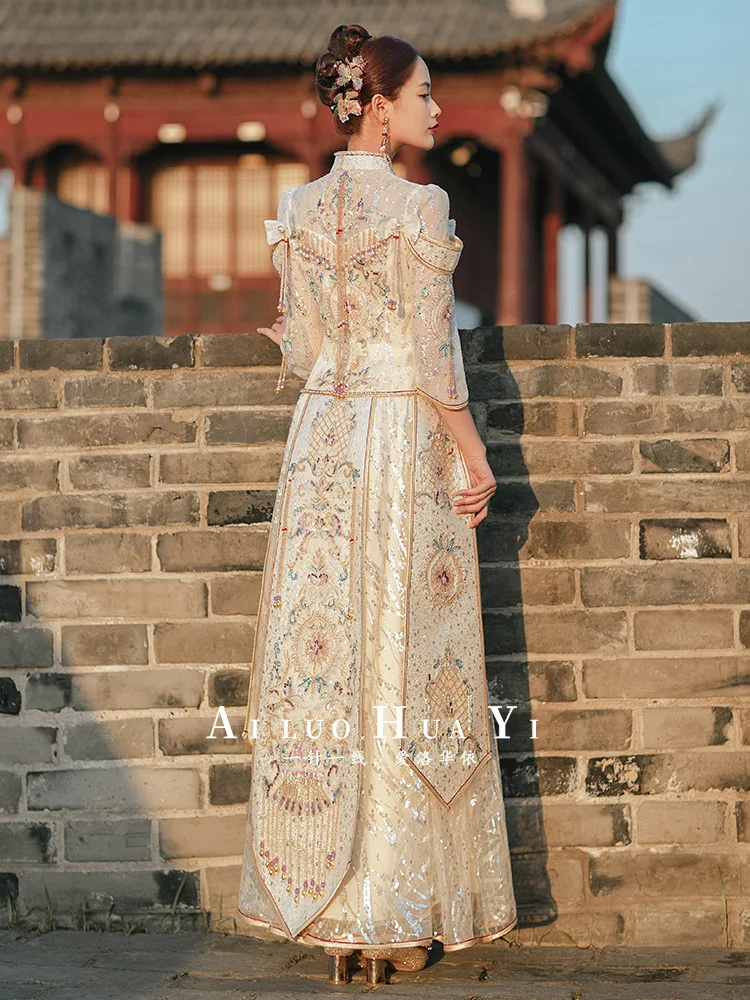 Vintage Beading Tassels Cheongsam Modern Chinese Wedding Dress Women Oriental Elegant Sparkly Champagne Sequins Qi Pao