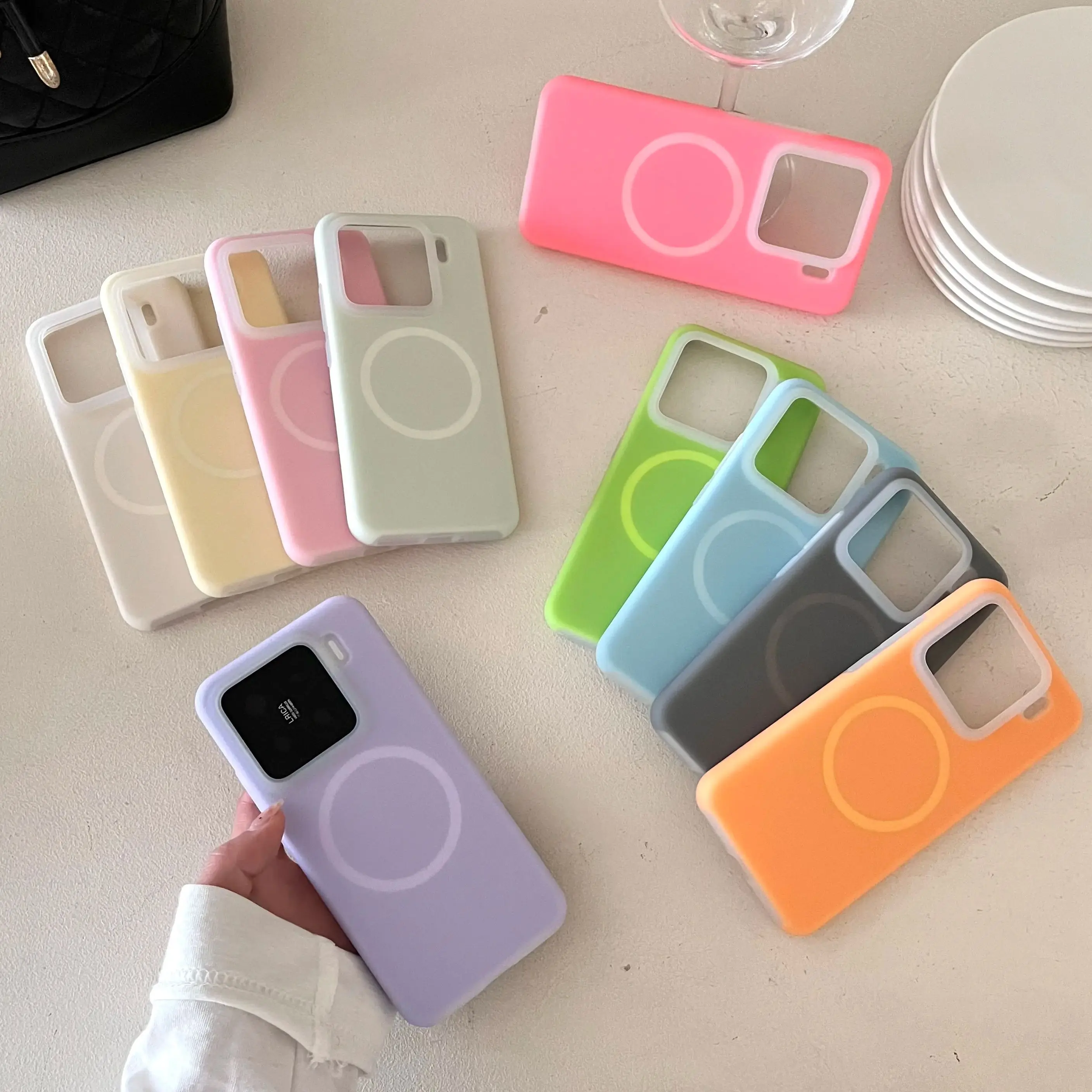 Luxury Jelly Liquid Silicone Magnetic Bright Color Phone Case