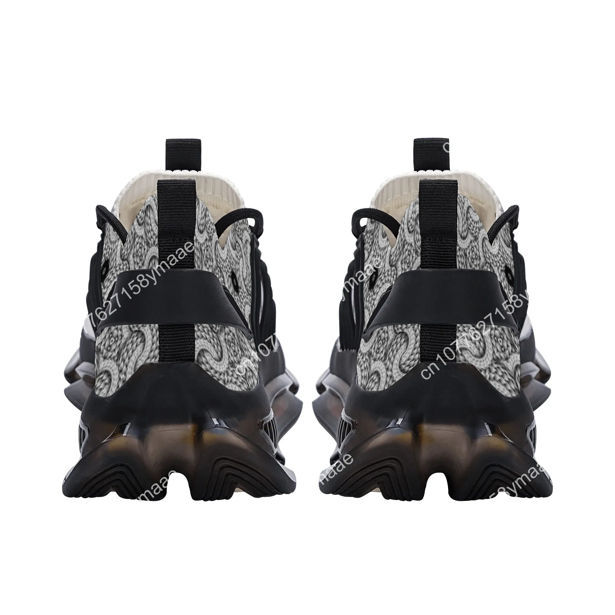 Рисунок 4 - Модные забавные кроссовки для тренировок