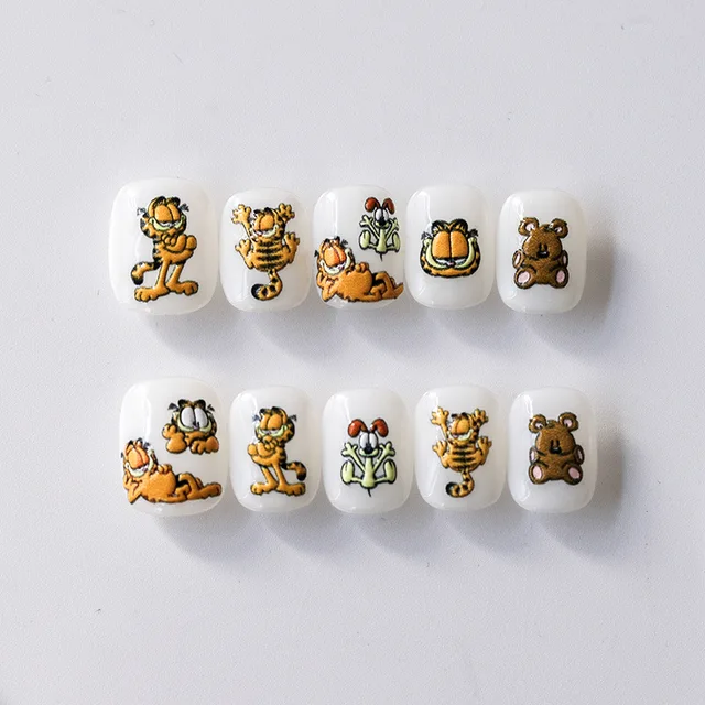 어린이의 손톱을 밝고 사랑스럽게 꾸미는 미국 만화 고양이 네일 스티커