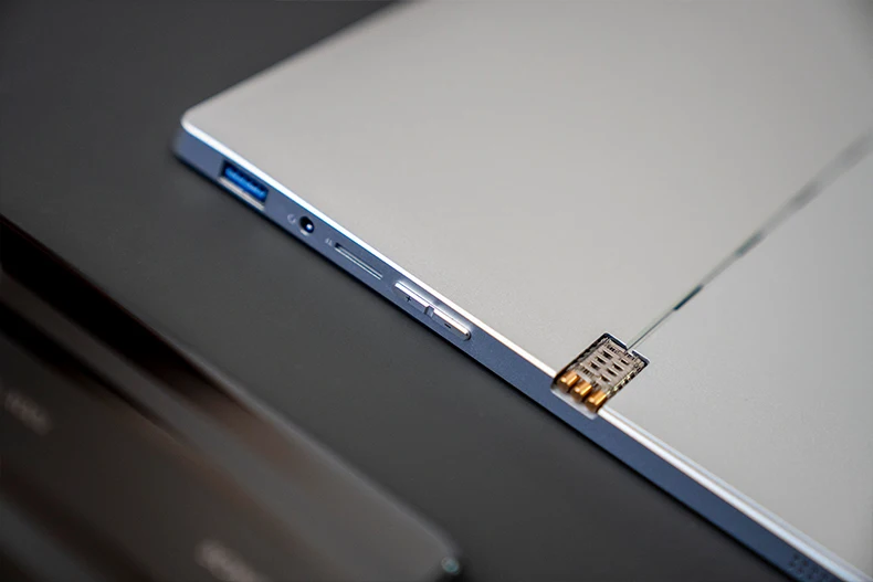 Ultraslim 2-IN-1 Tablet PC, 12th Gen Intel Core i7, 16GB RAM, 512GB SSD, 13