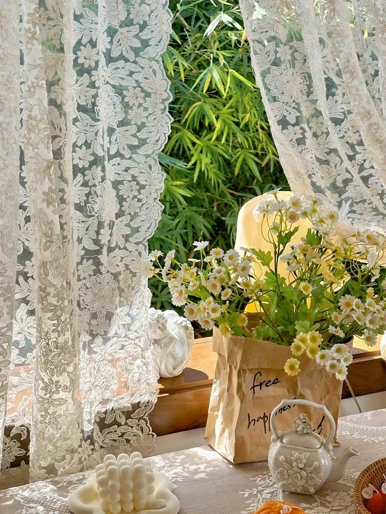 Gauze Curtains with Wavy Edge Palace European Style 2025 New Lace Partition Curtain French High-end Vintage Beige Embroidered 3