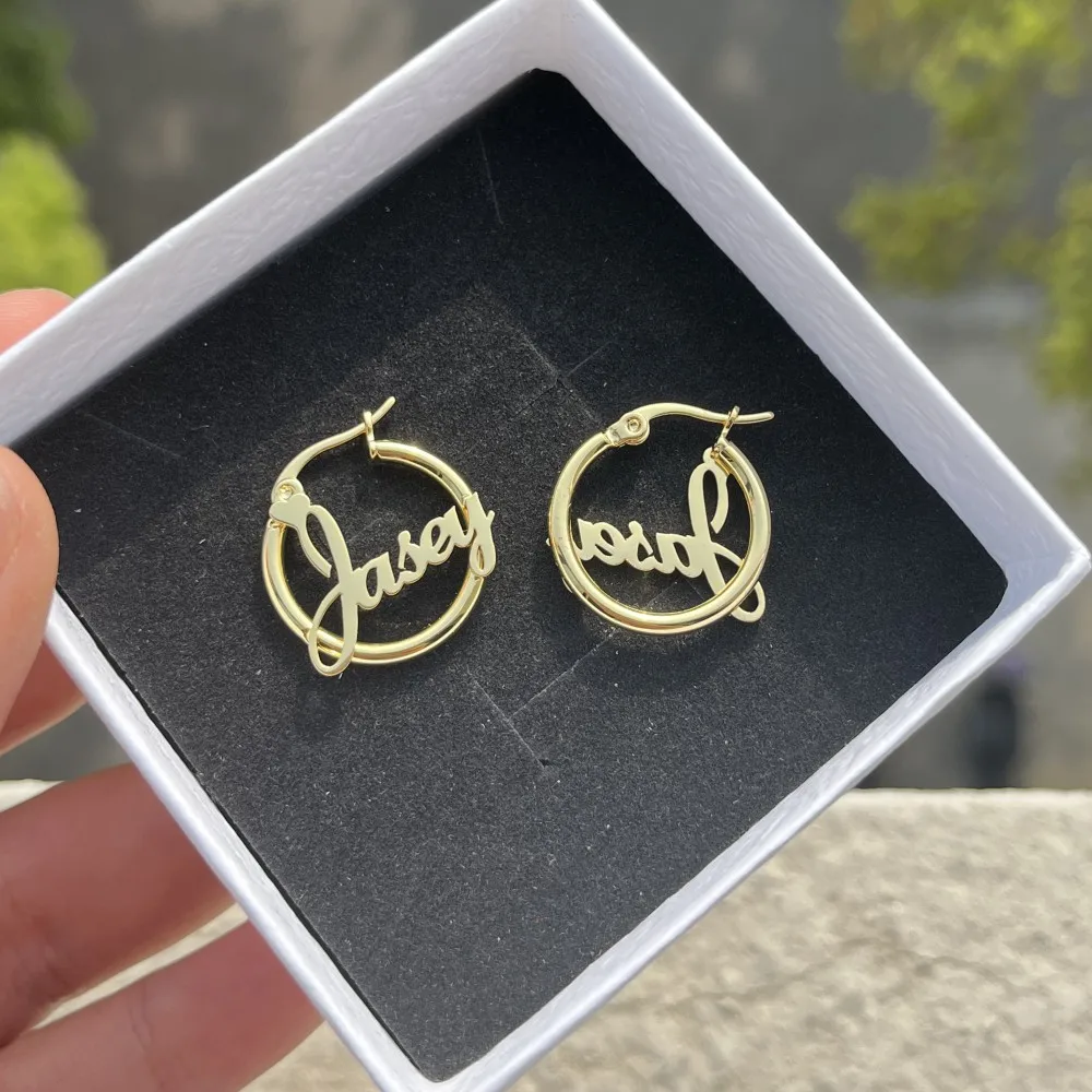 Duoying Custom Nameplate Earrings Hoops 20Mm 18K Gold Plated Stainless Steel Letter Round Earring Jewelry For Kids Gift Sc73936D898F24235Bbe9Cddab1D026E7J