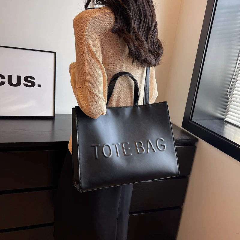 PlatiNum Designer Tote Bag Final View