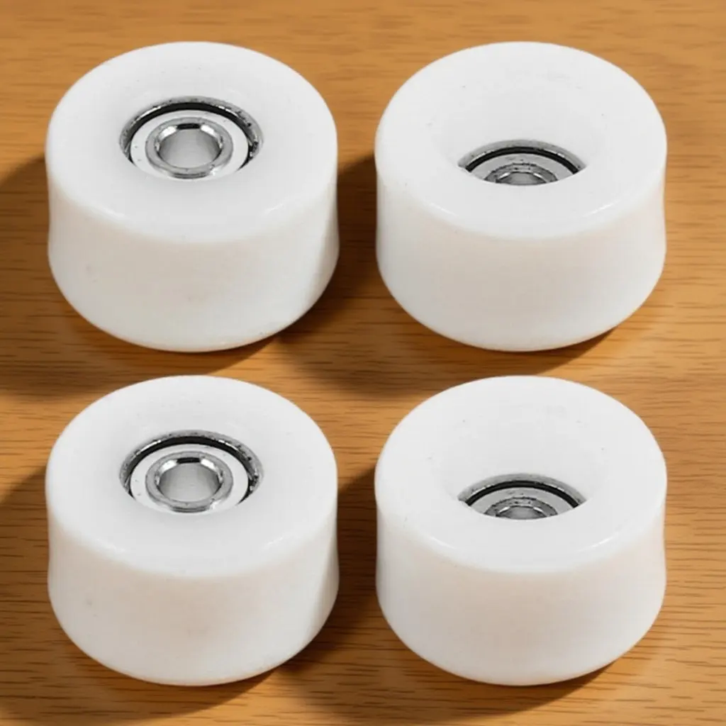 고속 베어링이 있는 4Pcs 핑거 스케이트보드 휠 부드럽고 빠른 롤링 정밀 디자인 생생한 색상 미니 스케이트보드
