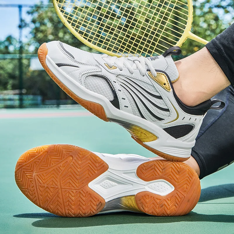 New Training Badminton Shoes Men Women Size 39-44 Tennis Shoes Light Weight Volleyball Sneakers Luxury Badminton Sneakers