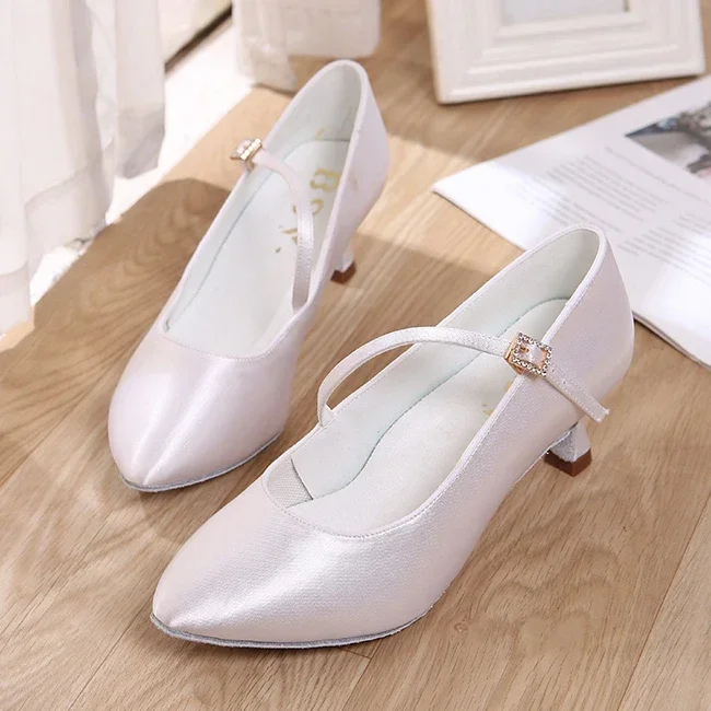 Women New Modern Dance Shoes Girls Standard Dancing Shoes High Heeled Ballroom Latin Dance Shoes for Women 5cm Heels 3