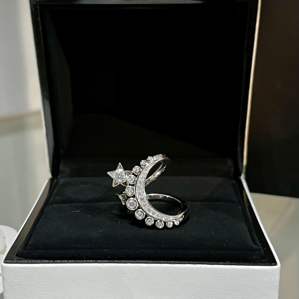 

202 New Trend 925 Silver Stereoscopic Star Moon Ring For Women Party Exquisite Personality Luxury High Quality Jewelry.