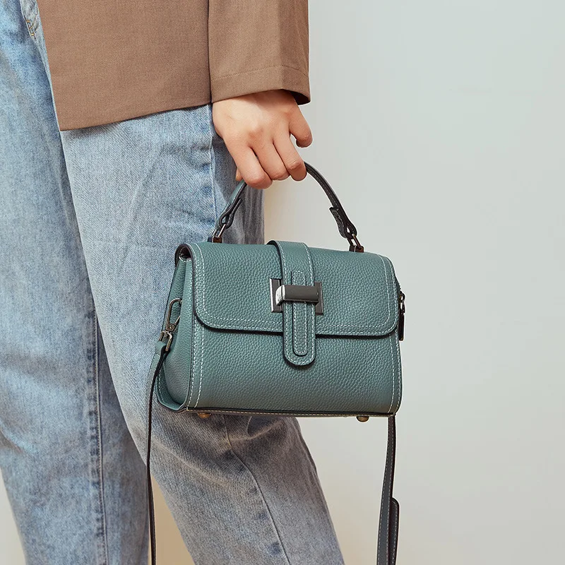 Bag 2023 New Fashion Tide Mom Female Summer Small Crossbody Bag Leather Female Bag Everything One Shoulder Portable Small Square