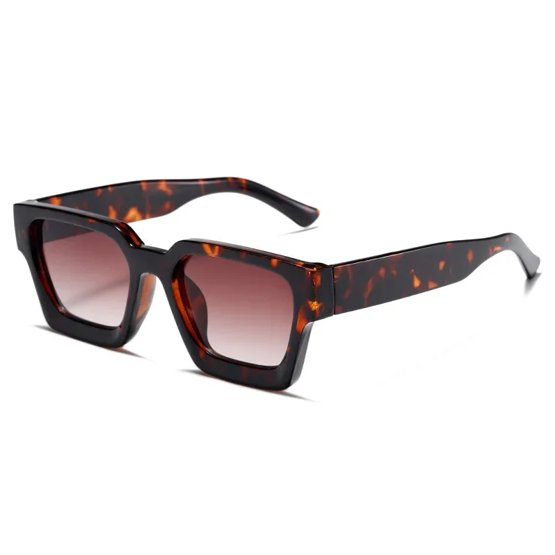 thumbnail image 1 of Gafas de sol unisex europeas y americanas, tendencia, protección UV, gafas de sol de diseñador, moda arcoíris, gafas de sol versátiles para hombres y mujeres, 1 of 5