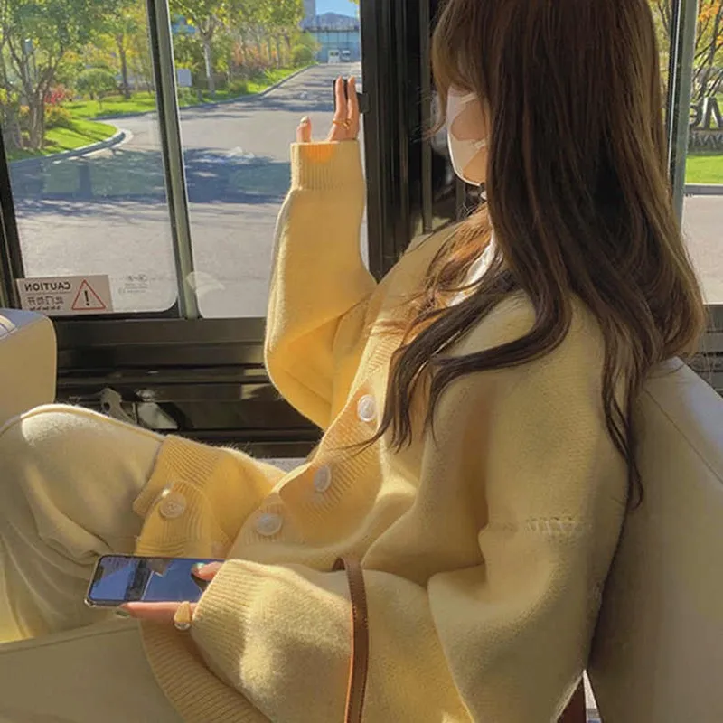 

2022 New Arrival Autumn Winter Women Loose Casual Long Sleeve V-neck Cardigan All-matched Knitted Single Breasted Sweater V949