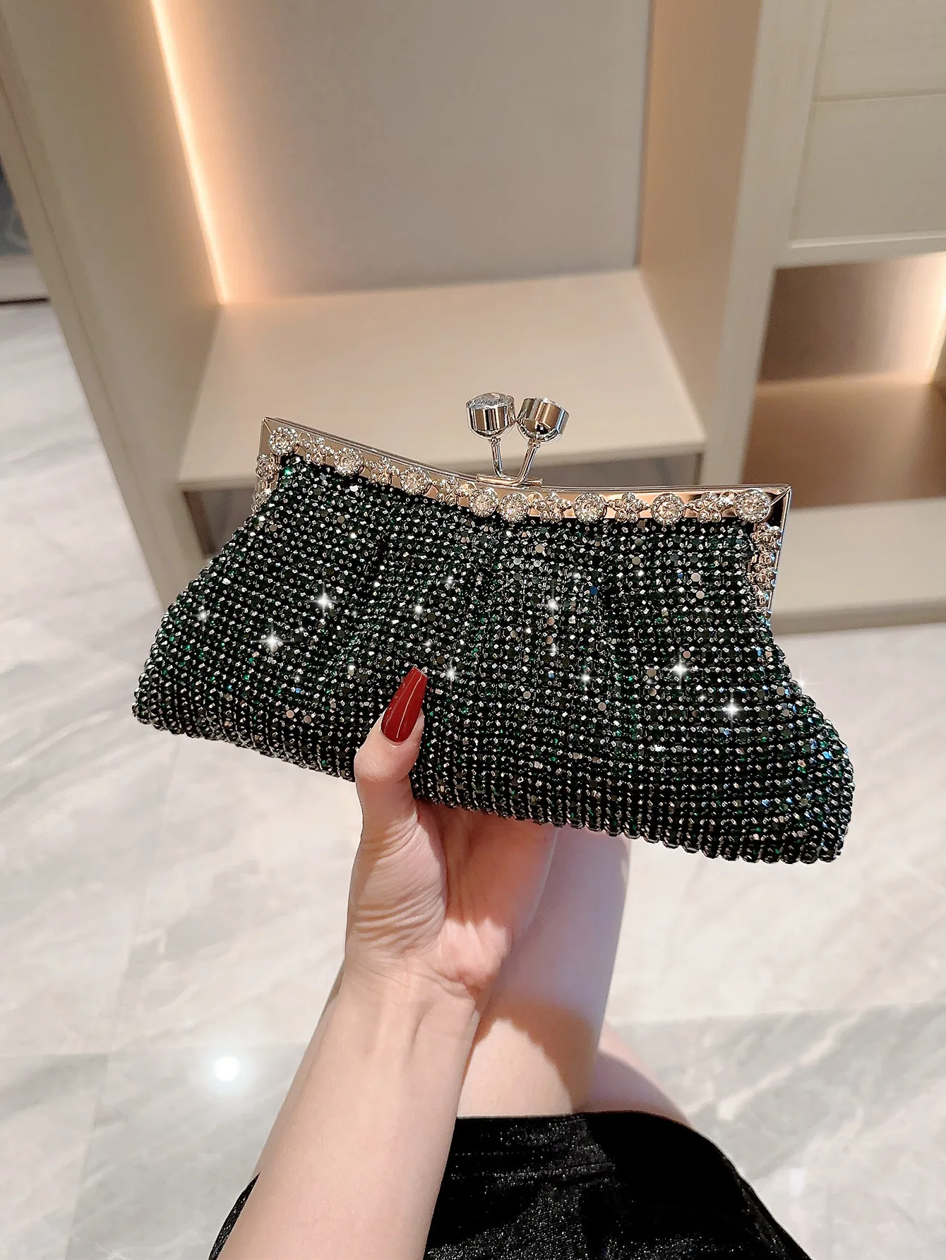 dark green black