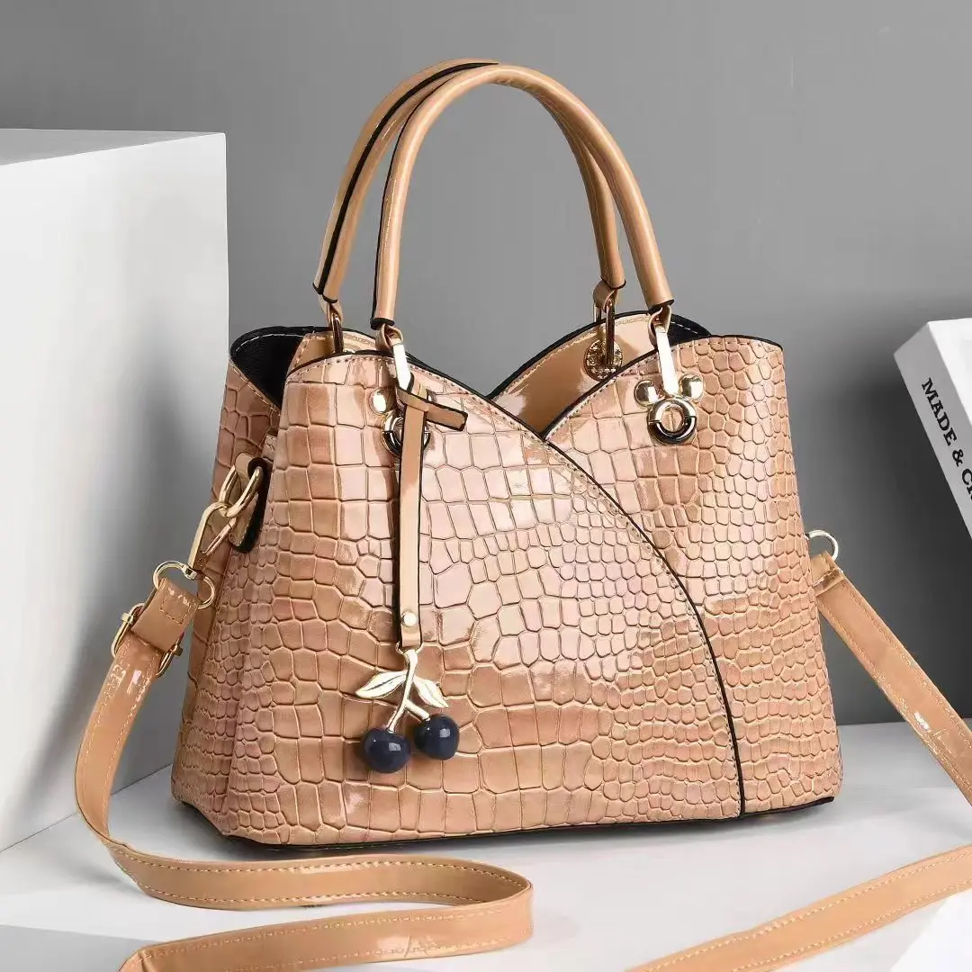 Women\'s Bag New 2022 Fashion Atmosphere Women\'s Bag Large Capacity Crocodile Pattern One Shoulder Retro Women\'s Handbag