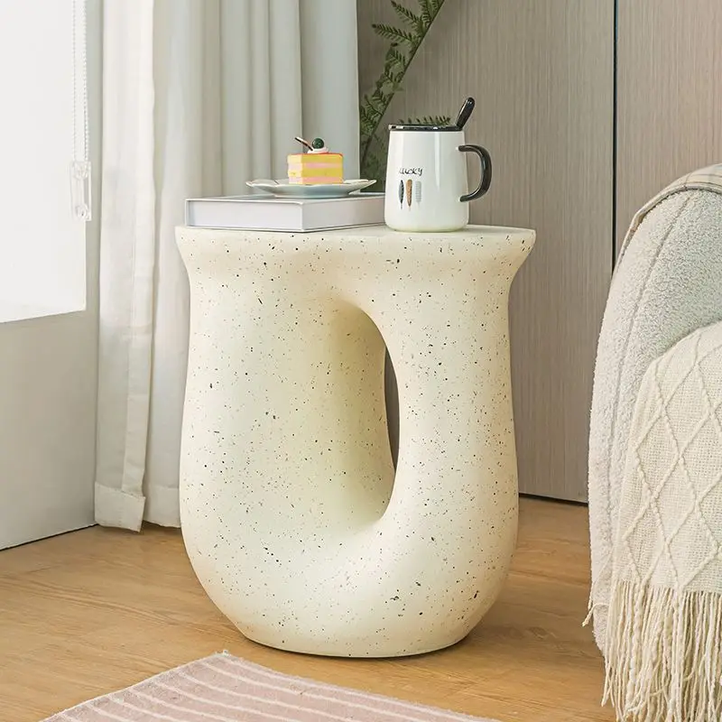 

Креативный кремовый прикроватный маленький боковой столик для спальни, гостиной, дивана, кофейного столика, роскошный простой минималистичный столик Wabi Sabi