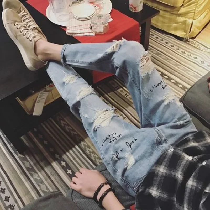 Men's Jeans with Holes Broken Man Cowboy Pants Tapered Ripped Torn Korean Fashion Regular Punk Stacked Vintage Kpop Xs Trousers