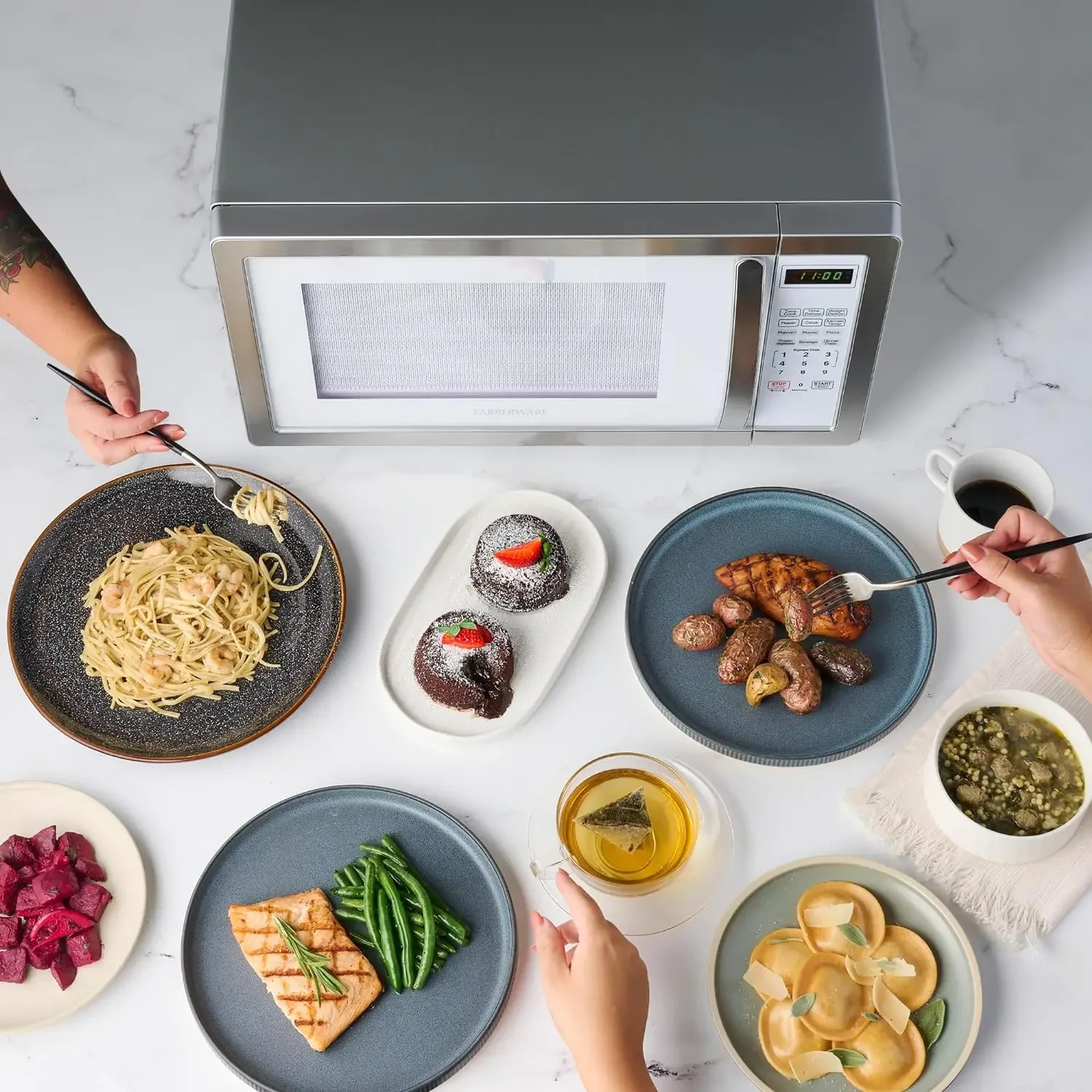 NEW Countertop Microwave 1000 Watts, 1.1 cu ft - Microwave Oven With LED Lighting and Child Lock - Perfect for Apartments 6