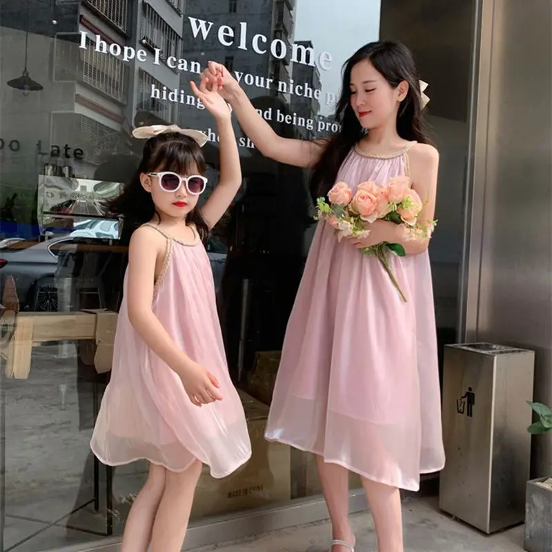 

Mom and Girls Vacation Chiffon Dress Like Mother Like Daughter Clothes Holiday 2023 Summer Mommy and Me Matching Equal Dresses