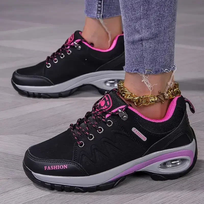 נעלי טיולים לנשים חיצוניות עמידות במים סניקרס אופנתיות יוקרתיות נושמות עם פלטפורמה נגד החלקה לטיולים לנשים