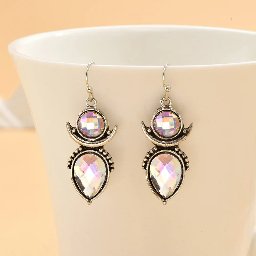 

Vintage Imitation Flashing Light Crystal Zirconia Dangle Earrings for Women Fashion Temperament Accessories Party Gift Jewelry