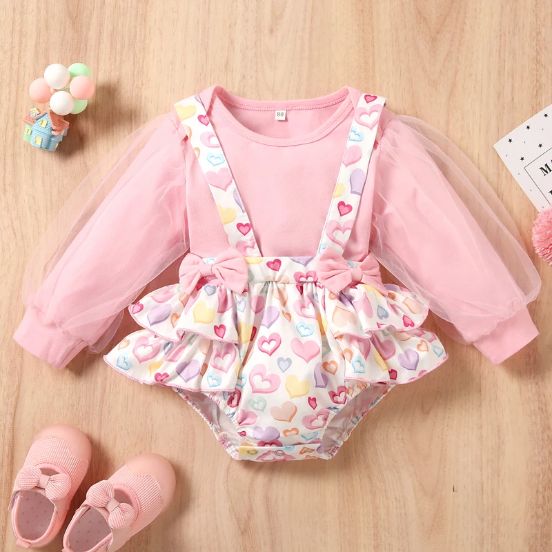 

New Baby Girls Valentine's Outfit Sets Pink Long Sleeve Round Neck Romper Heart Print Suspender Shorts Baby's Sets