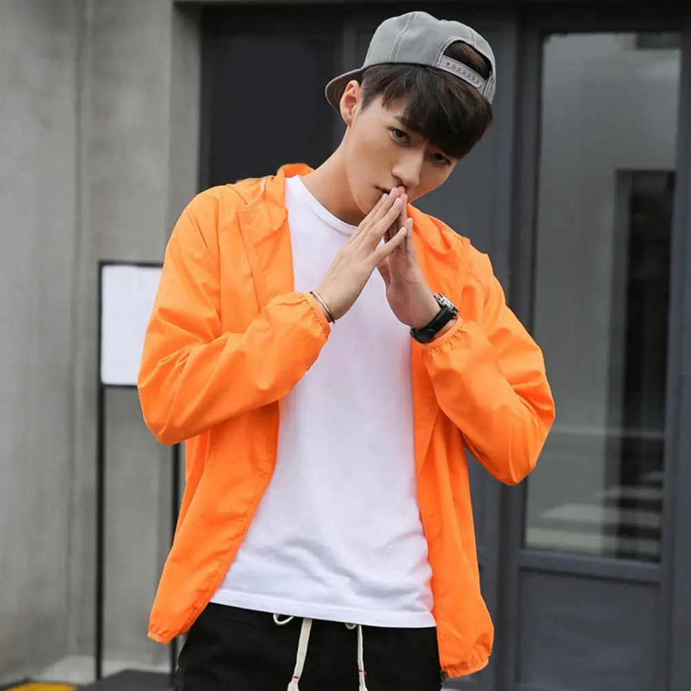 

Trendy Anti-wrinkle Men Women Waterproof Sun Protection Coat Pockets Ultra-light Windbreaker Jacket Daily Clothing