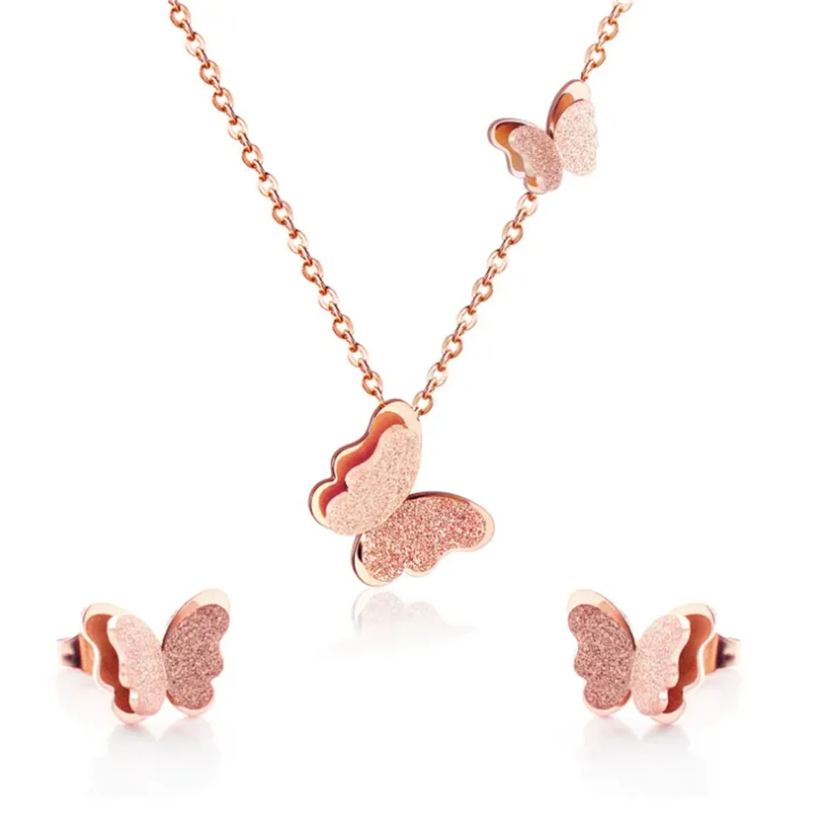 Bohemian Cute Butterfly Choker Necklaces for Women Stainless Steel Jewelry Cute Animal Pendants Girls Fashion Jewelry Gift