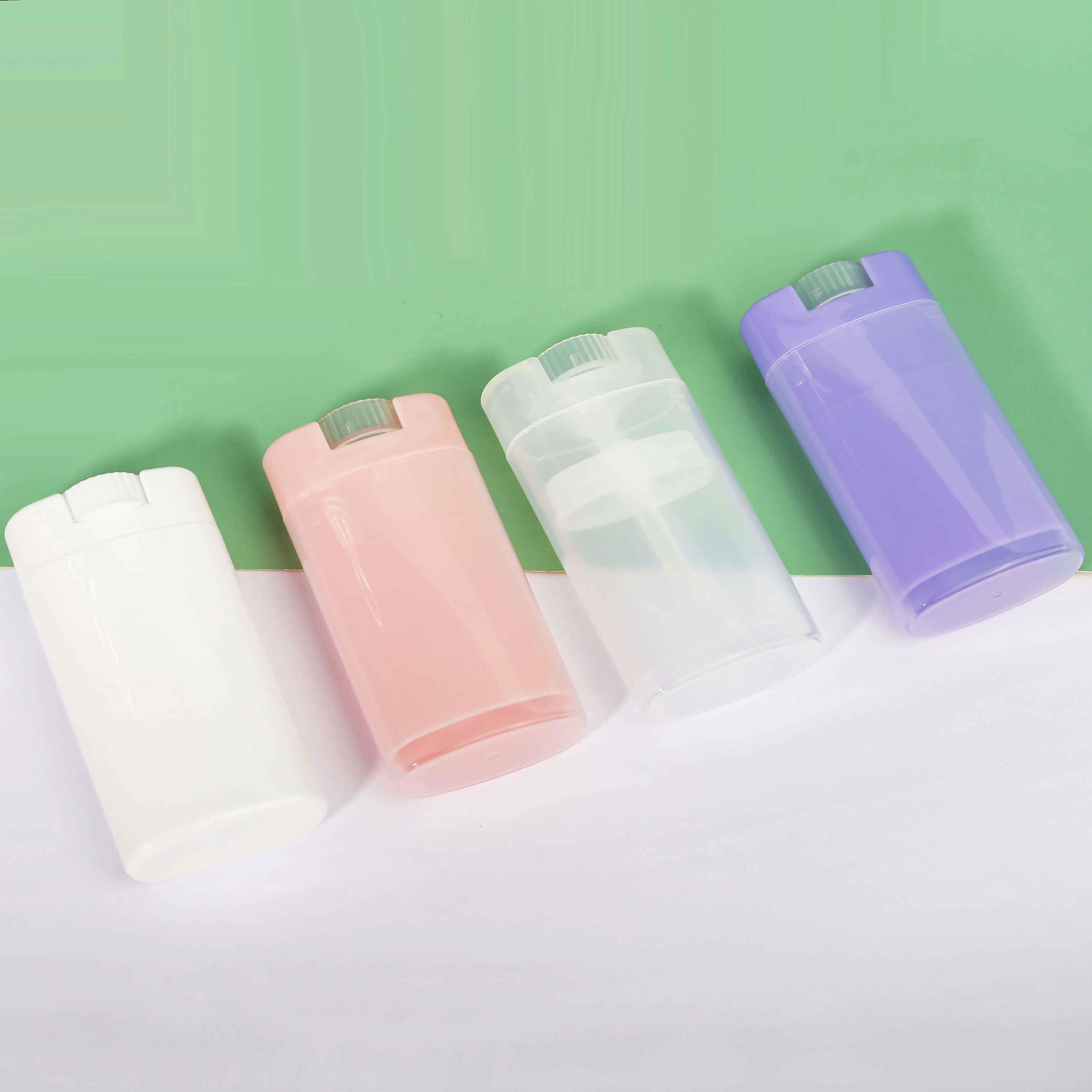 50 pz 15g di Plastica Ovale Balsamo per le labbra Tubi Da