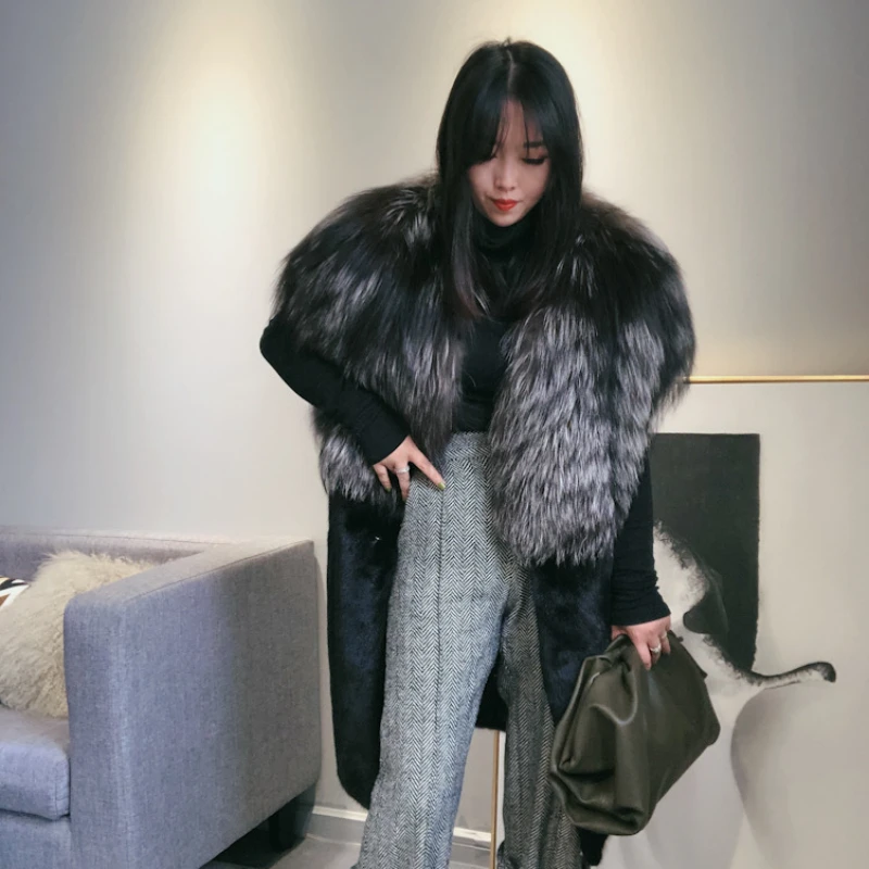 

Hot Sales 2023 Autumn Winter New Women Vest Upper Part Natural Silver Fox Fur Down Part Real Rex Rabbit Fur Fashion Long Jacket