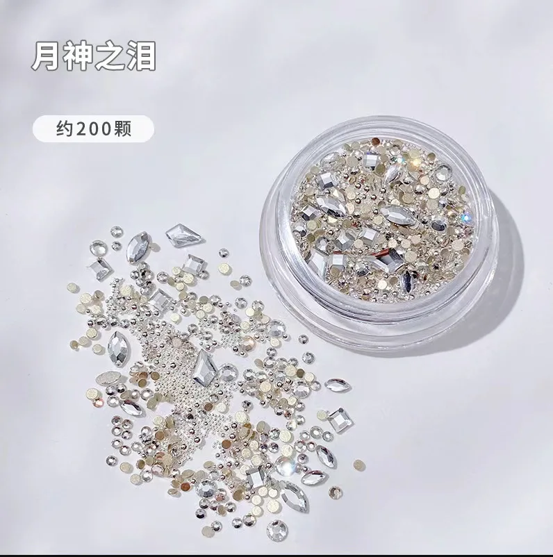 200-Piece Multi-Shape White and Pink Rhinestone Nail Art Set