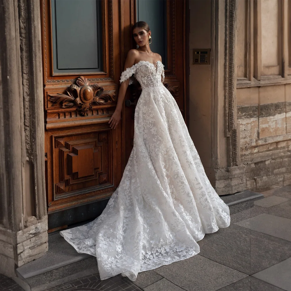 

Luxury Floral Applique Lace Sweetheart Collar Wedding Dress for Women Sleeveless A-line Court Wedding Gown robe de mariée