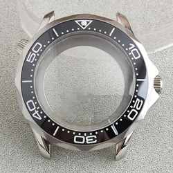 Elegant 42mm Stainless Steel Watch Case with Ceramic Bezel and Multi-Tone Finishes (6)