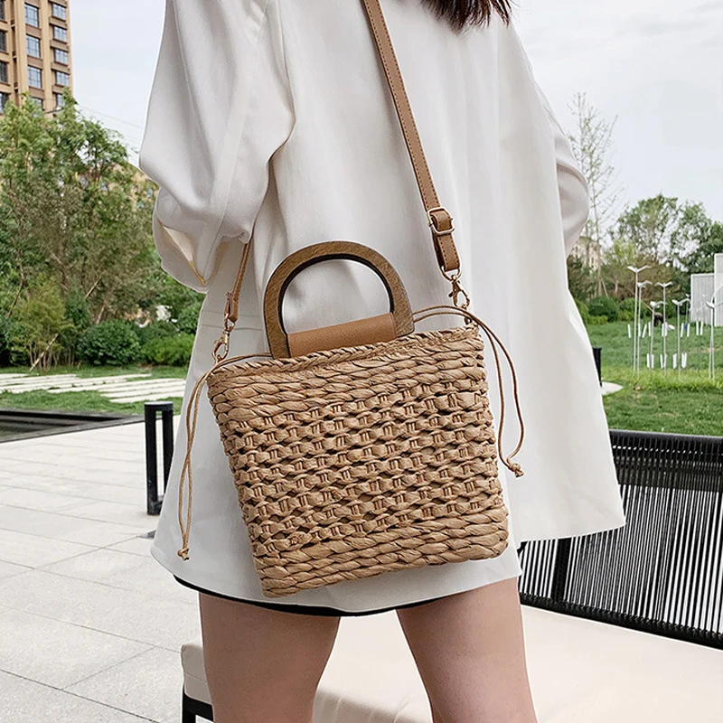 Straw Bags Summer 2023 Women Tote Bags Designer Handbags PurseS Weave  Drawstring Closure Wooden Handle Beach Shoulder Bag