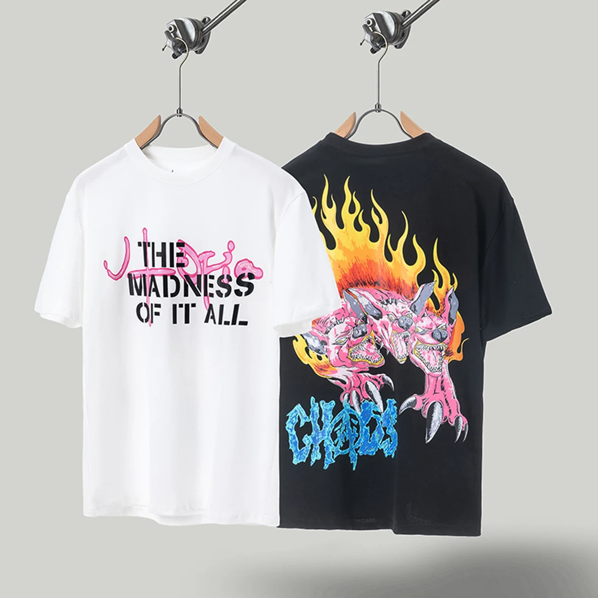 

Cooocoll Fashion Hellhound Graphic Print Jointly Signed Pure Cotton Tee Loose Casual Streetwear Summer Unisex T Shirt For Men
