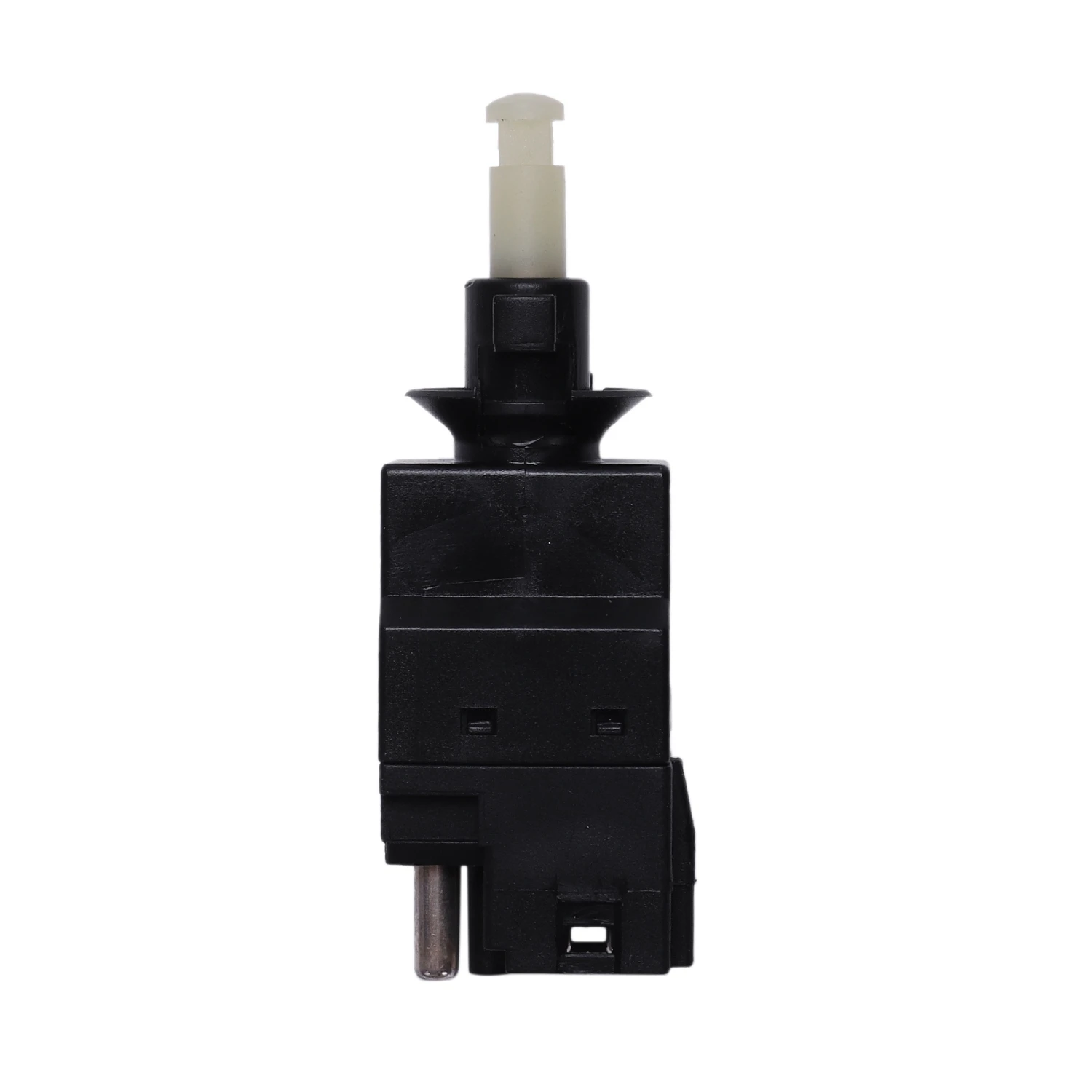 Stop Light Switch Switch Brake Light 4 Pin 0015450109 For Mercedes Benz W201 W124 W210 W140