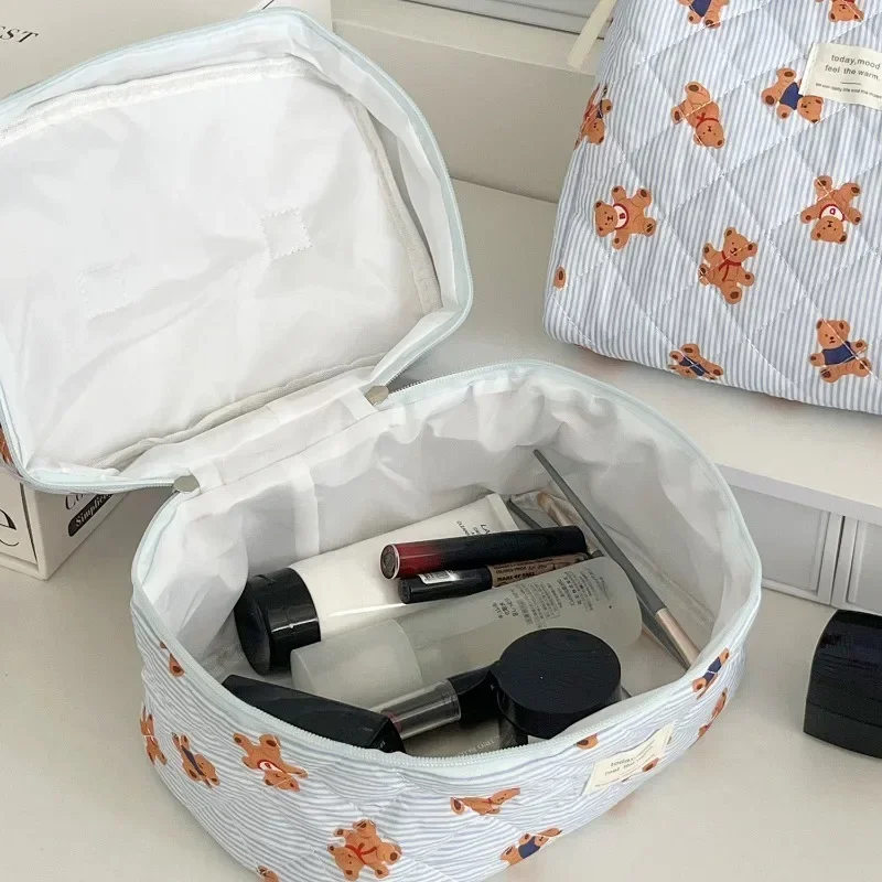 1pc Quilted Bear Cute Makeup Bag Floral Cosmetic Bag Women Girl Travel Toiletry Bag Organizer Cotton Makeup Brushes Storage Case 6