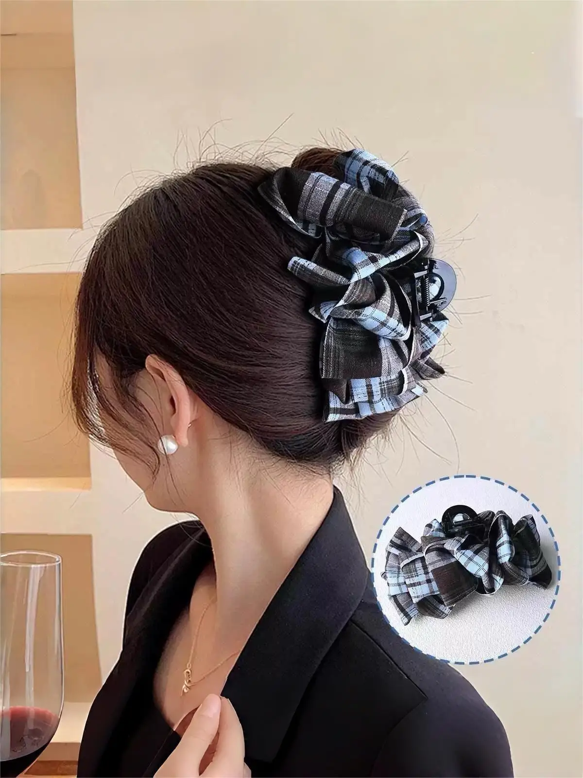 Retro-Chic Elegante Haarspange mit Preppy-Muster und Bubble-Shark-Design – geeignet für halb hochgefrischte Dutts und lockere Pferdeschwänze – Detail 1