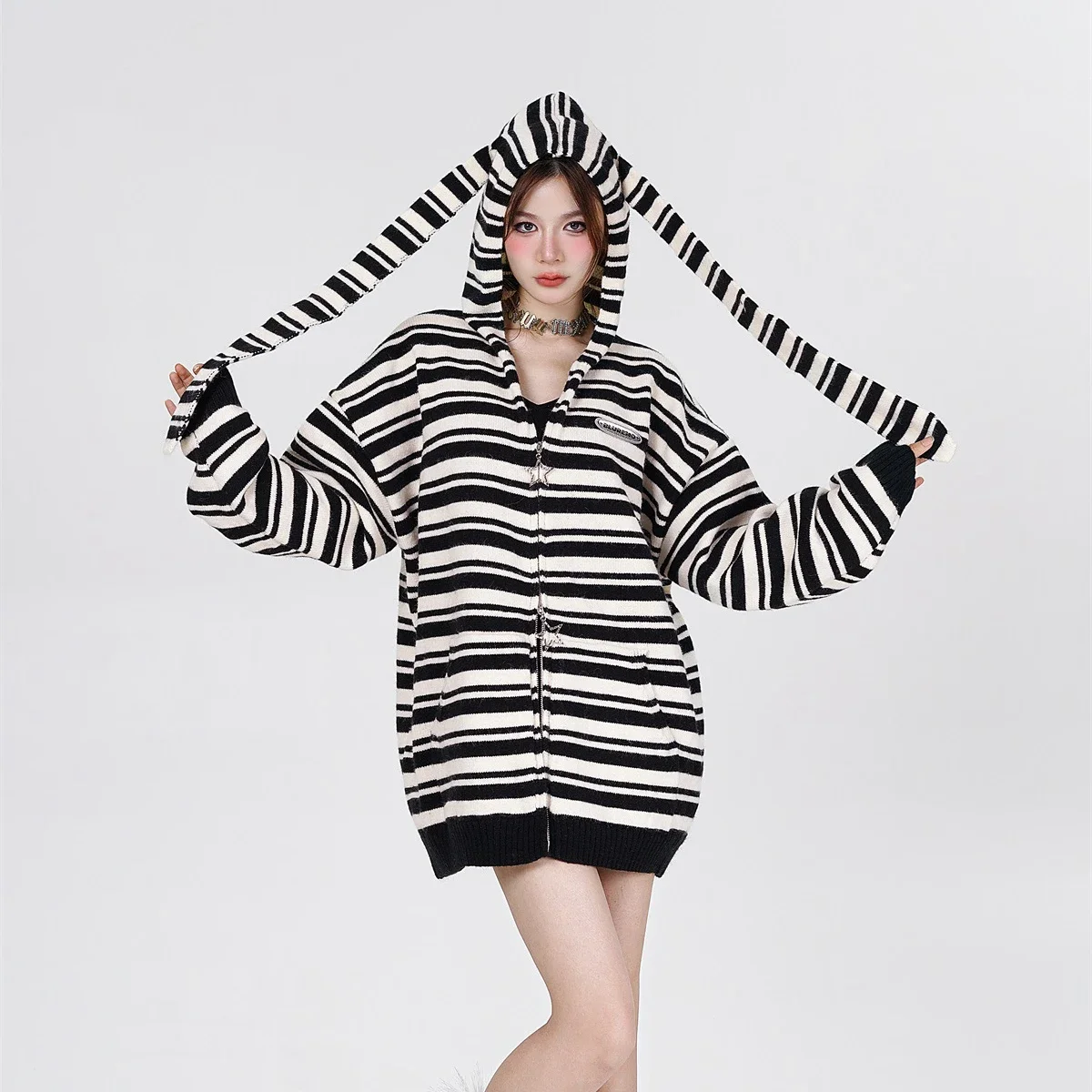 

Hooded Rabbit Kawaii Cute Striped Zip Sweater for Women Girl Knit y2k Clothes Goth Cardigan Winter Coats Streetwear Oversized