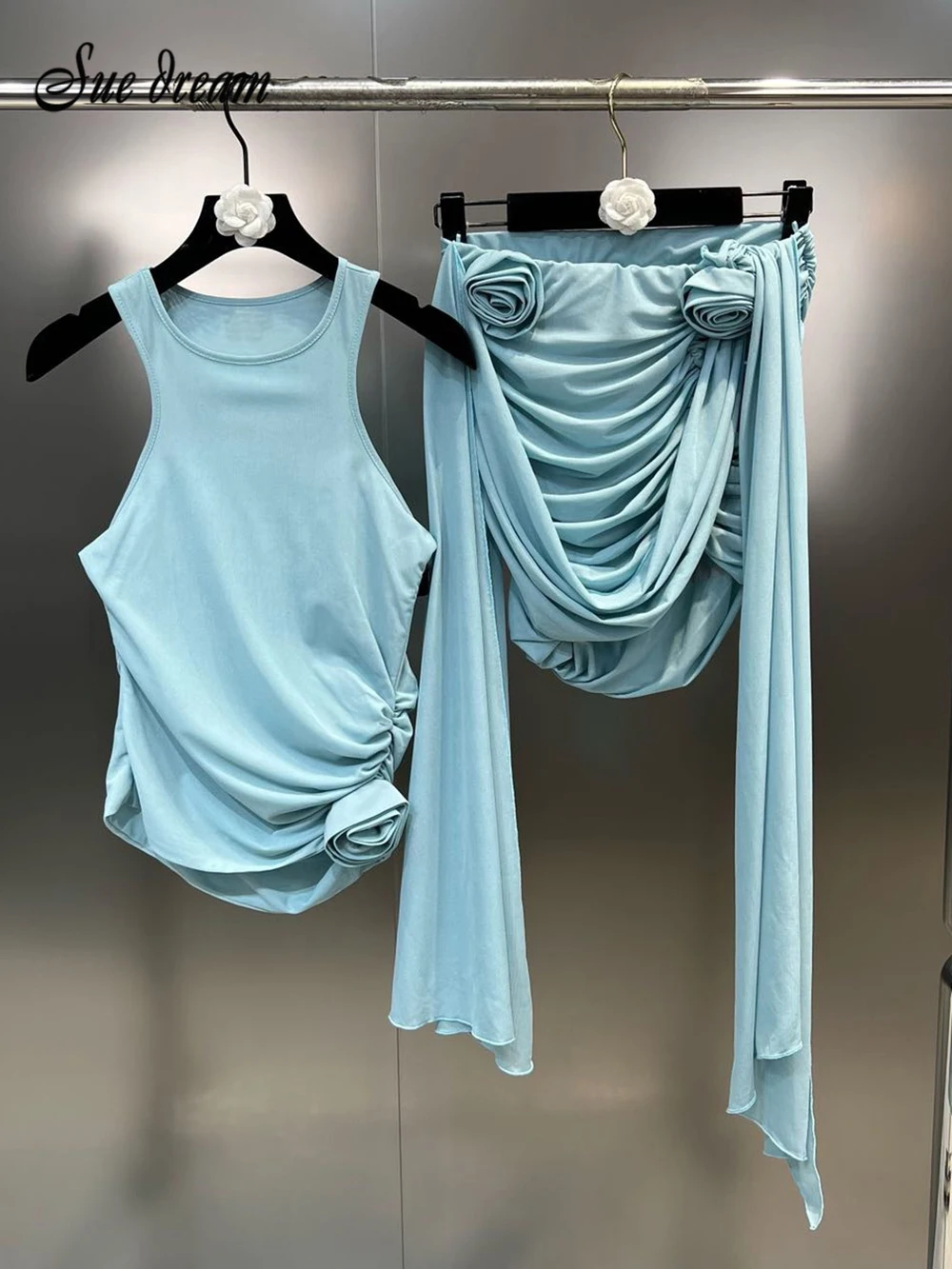 

Romantic 3D Rose Pleated Tank Top Fashionable And Sexy y2k Single Side Slim Waist Short Skirt 2 Piece Women 2023 Summer New